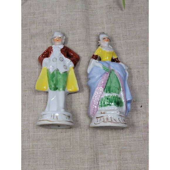 Vintage Colonial Couple Figurines, Victorian Man Woman, Made in Japan - Picture 2 of 4